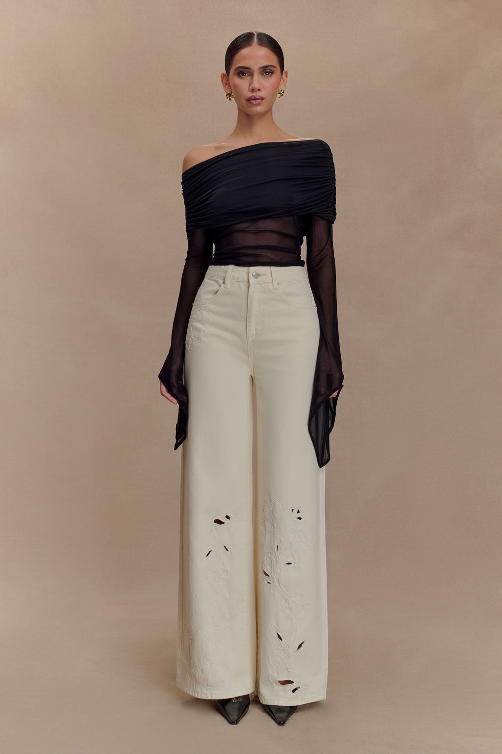 Carmella Embroided Jeans - Ecru