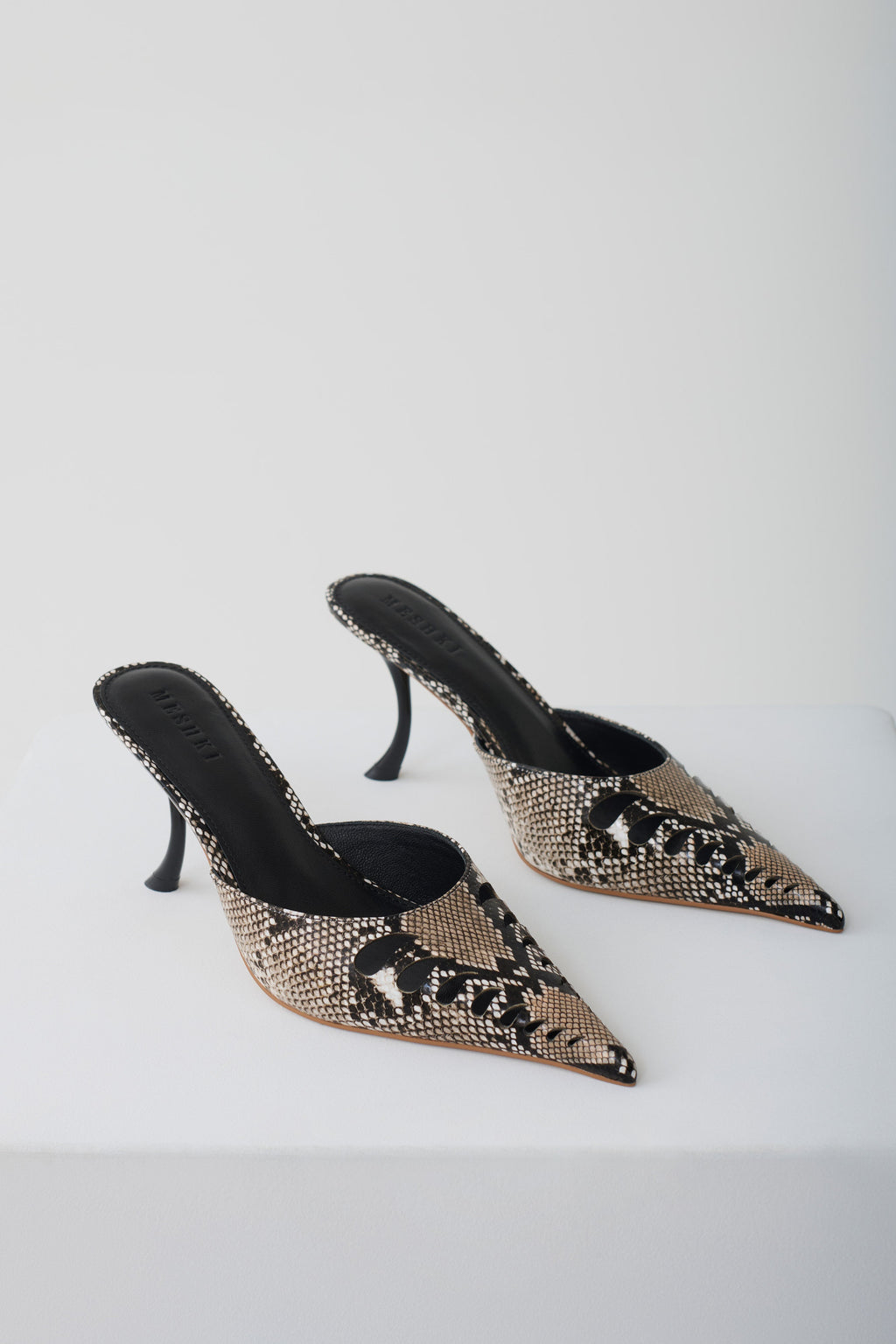 Maddi Pointed Heel - Neutral Snake Print