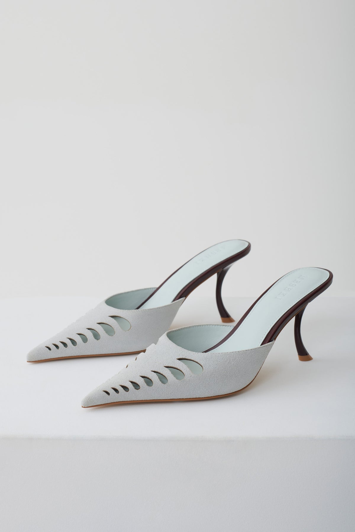 Maddi Pointed Heel - Pale Blue/Burgundy