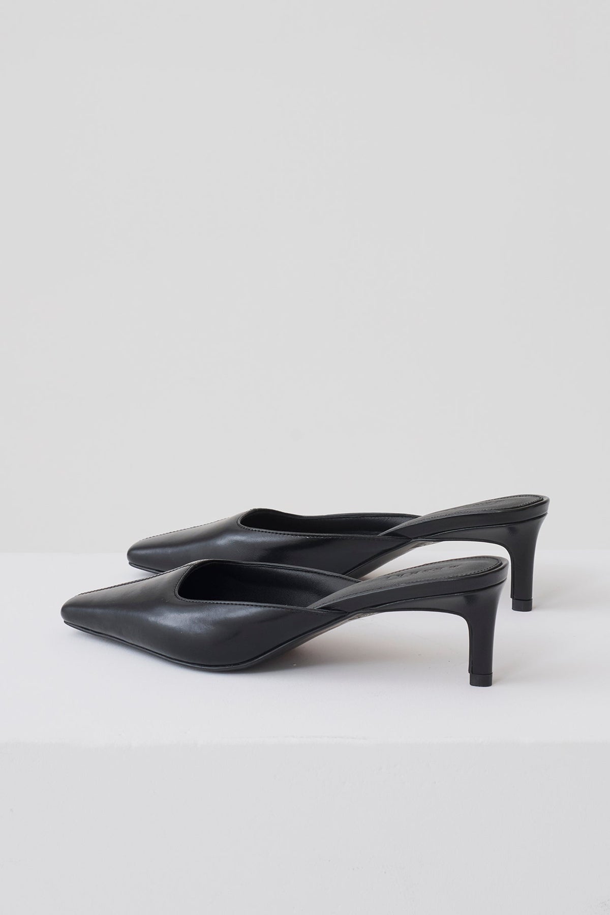Stevie Pointed Square Toe Mule - Black