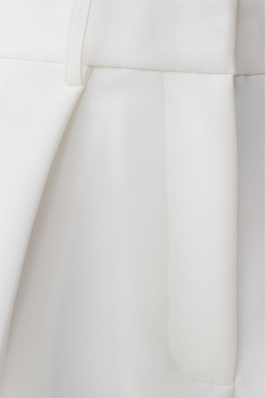 Dominique Pleated Suiting Shorts - Ivory